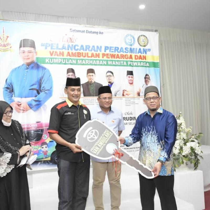 ambulan2_x_thumb Penyerahan Ambulan Yayasan Al Baghdadi - Jiwa Qurani Official