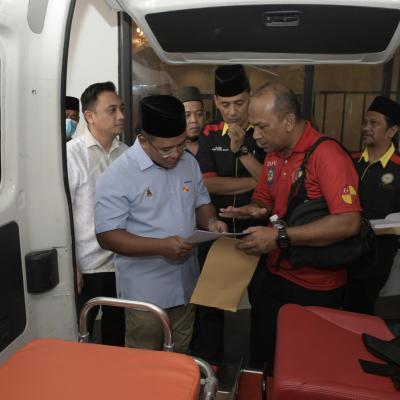 ambulan6_thumb Penyerahan Ambulan Yayasan Al Baghdadi - Jiwa Qurani Official